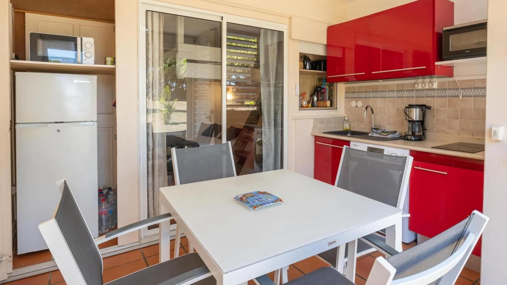 Le Corail Des Rochers - Studio Climatise Piscine Partagee Saint-Francois
